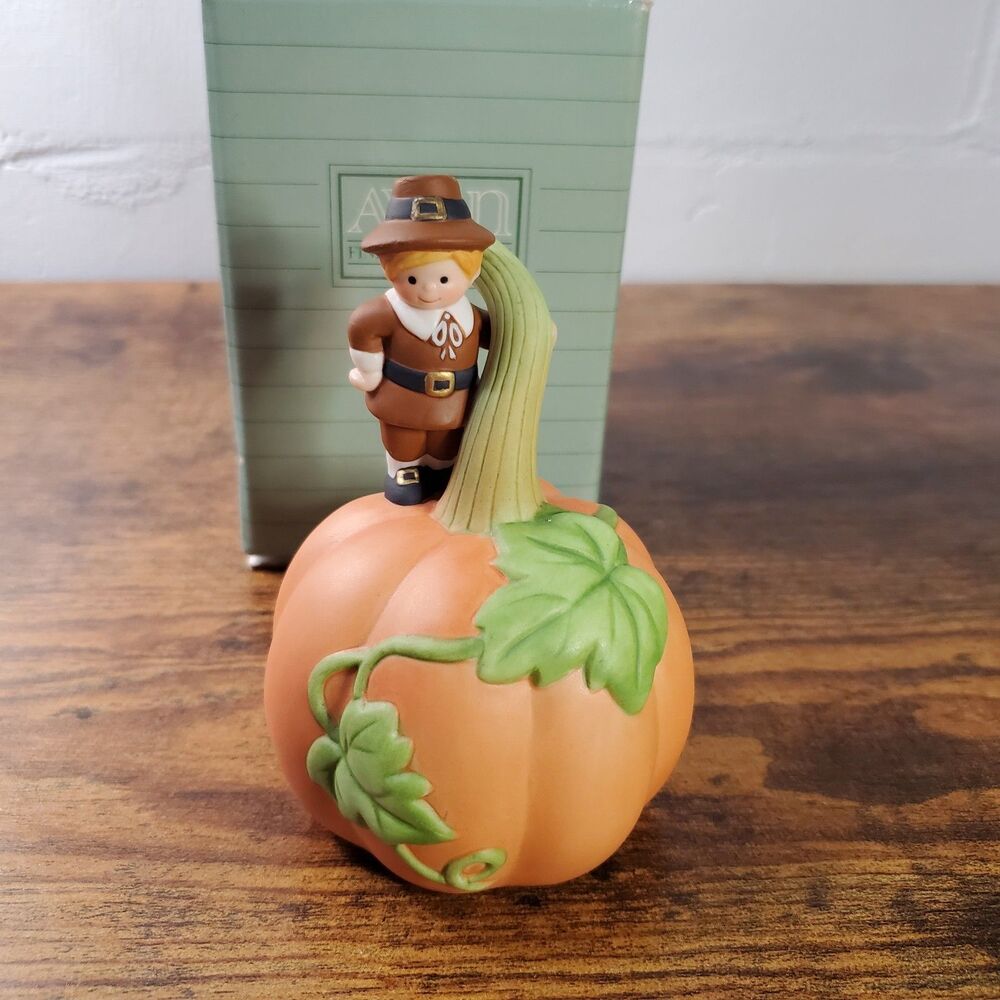Vintage Avon Bell Pumpkin Thanksgiving Pilgrim 1990 Collectibles Ceramic